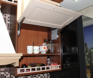 Хотите кухню похожую на эту? Звоните 063-560-11-56 или 098-362-90-90