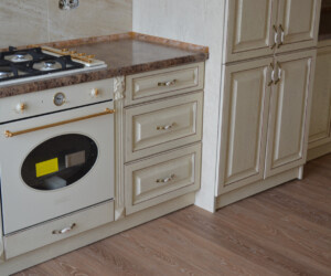 Хотите заказать кухню на заказ похожую на эту? Звоните 063-560-11-56 или 098-362-90-90