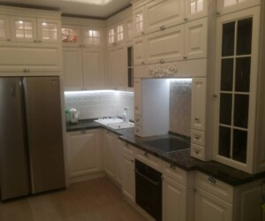 Хотите заказать кухню на заказ похожую на эту? Звоните 063-560-11-56 или 098-362-90-90