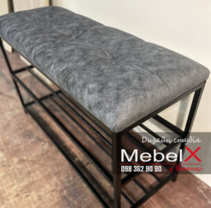 Купить банкетку для обуви в прихожую с мягкой подушкой нужного размера с огромным выбором материалов и цветов можно у нас! Звоните >>>